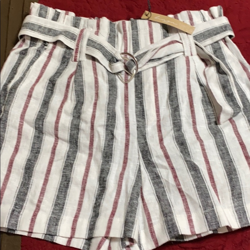 NWT Love Tree linen shorts size S